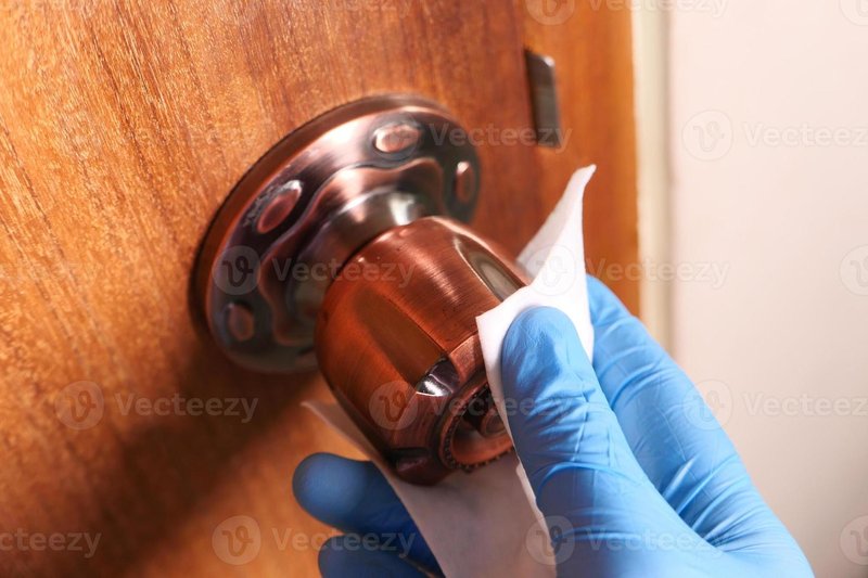 Best Practices For Cleaning The Internal Gears Of A Door Knob