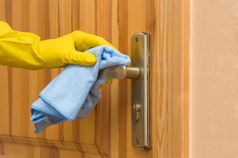 Best Practices For Cleaning The Internal Housing Of A Door Lock
