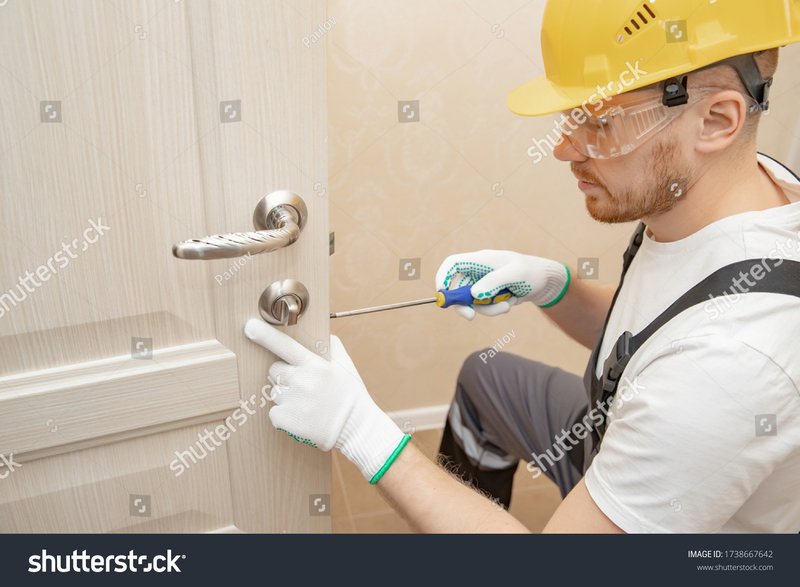 Best Tips For Working With Old Or Fragile Door Hardware