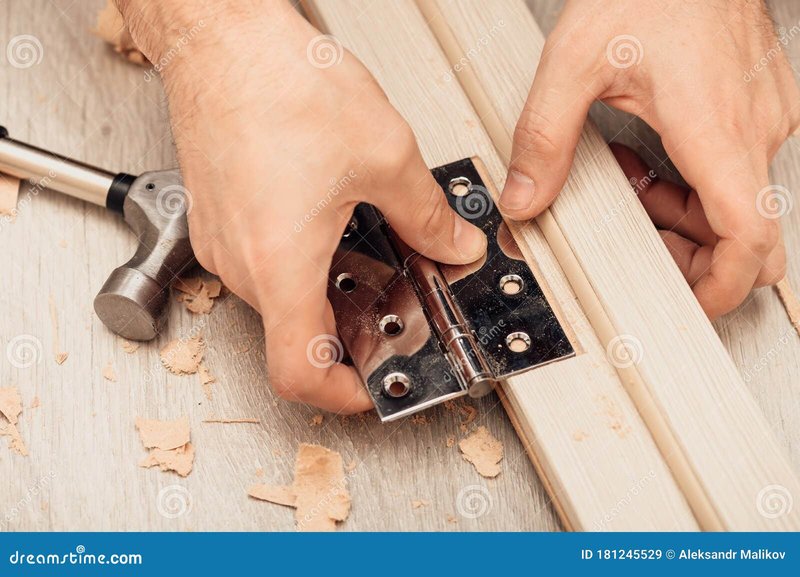 Best Tools For Installing Or Replacing Door Hinges