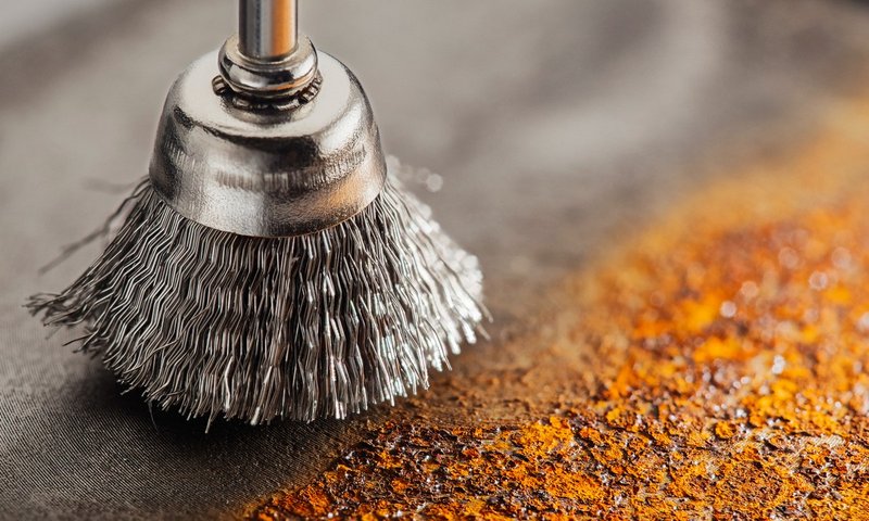 Best Tools For Removing Stubborn Rust From Exterior Hinges