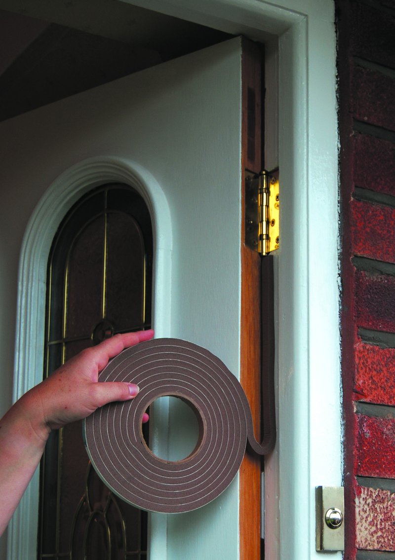 Best Weatherstripping Materials For Extreme Climates (Foam, Rubber, Silicone)