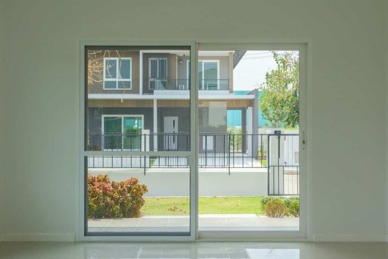 How To Clean And Maintain A Fiberglass Door Sill