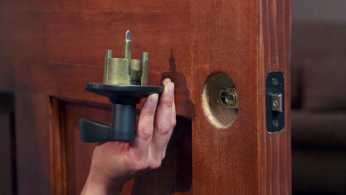 How To Ensure A Door Latch Is Properly Aligned With The Knob/Lever