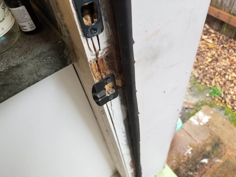 How To Realign A Handleset Latch Bolt That'S Misaligned