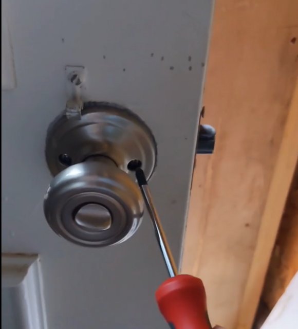 How To Replace A Double-Bore Door Knob With A Single-Bore