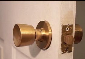 How To Tell If Your Interior Door Knob Needs Lubrication