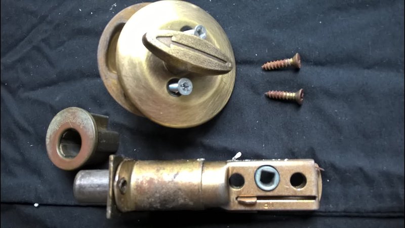 Repairing A Damaged Deadbolt Cylinder (When To Replace)