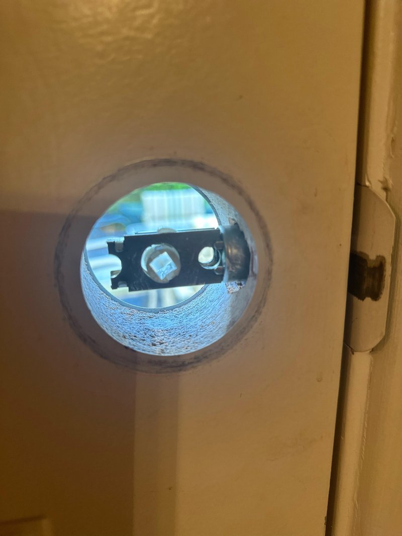 Replacing A Damaged Deadbolt Thumbturn Spindle