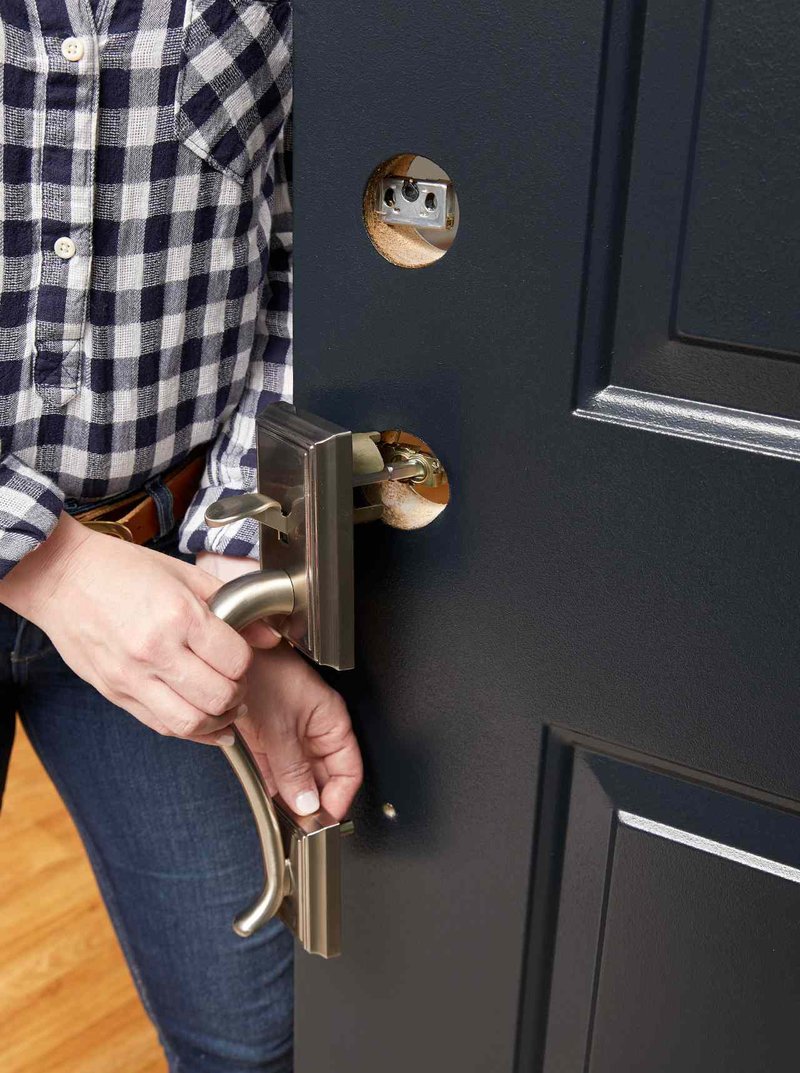 Troubleshooting Handleset Installation On A Fiberglass Door (No Pre-Bore)