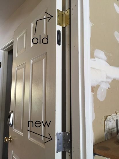When To Replace All Hinges On An Interior Door (Vs. Just One)