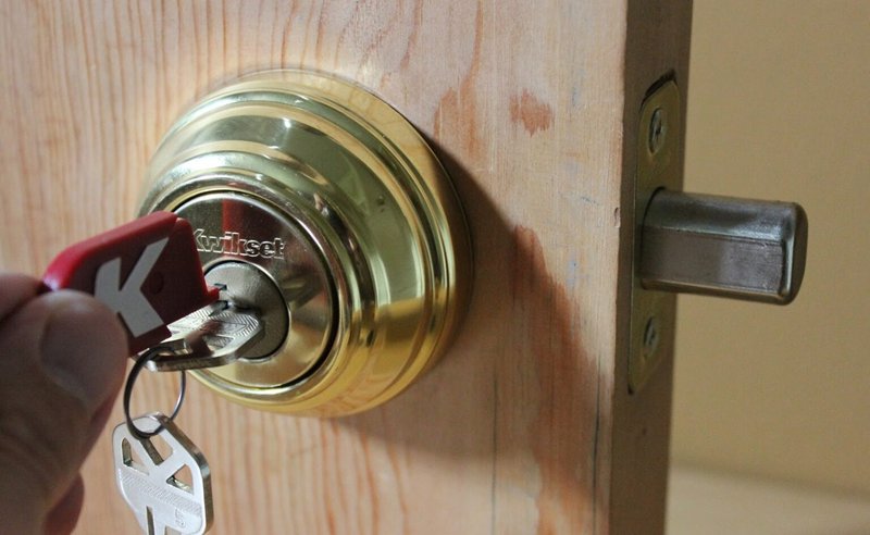 Why Is My Deadbolt Key Sticking In The Lock?